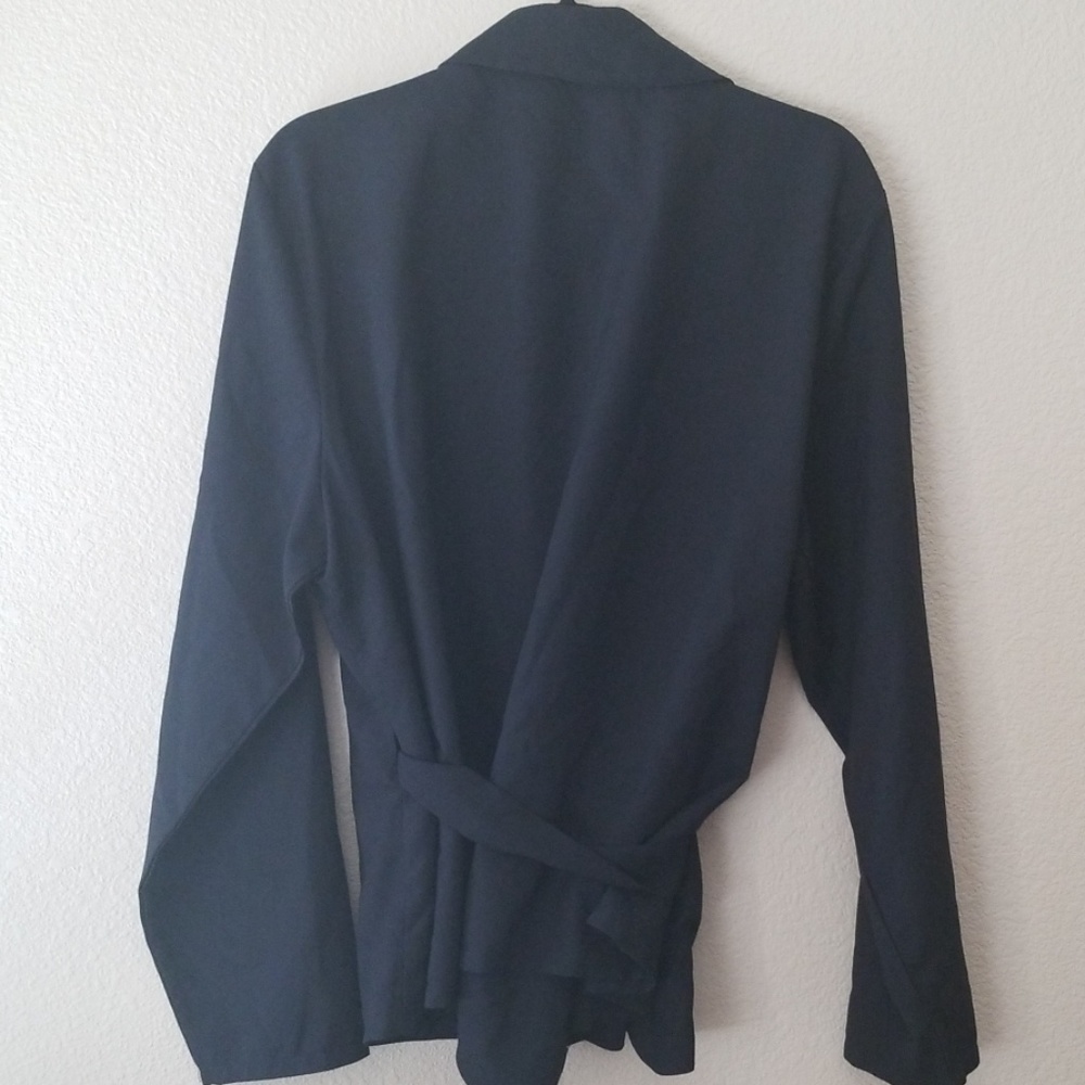 Blazer - Picture 3 of 3